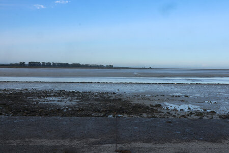 2023 09 21 Du Mont-Saint-Michel à Vivier-Sur-Mer, IMG_6123 Vue depuis le parvis du Mont-Saint-Michel