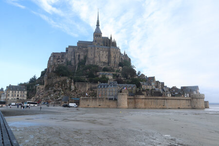2023 09 21 Du Mont-Saint-Michel à Vivier-Sur-Mer, IMG_6124 Vue depuis le pont-passerelle