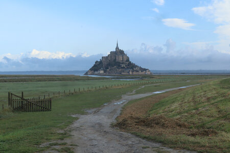 2023 09 21 Du Mont-Saint-Michel à Vivier-Sur-Mer, IMG_6131 Vue depuis La Caserne