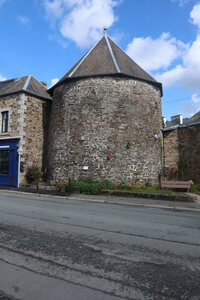 2023 09 22 Du Vivier-sur-Mer à Dol-de-Bretagne, IMG_6250 La tour de l’ancienne prison de Dol-de-Bretagne