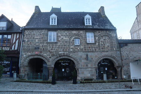 2023 09 23 Dol-de-Bretagne, IMG_6261 La maison romane « Les Petits Palets »