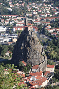 2024 09 02 Le-Puy-en-Velay - Aiguilhe, IMG_7200 Le Rocher Saint-Michel d’Aiguilhe depuis le Rocher Corneille