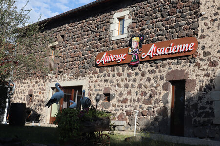 2024_09_03 Du Puy-en-Velay à Chadernac (Le Brignon), IMG_7330 Auberge typique à la Chaponie