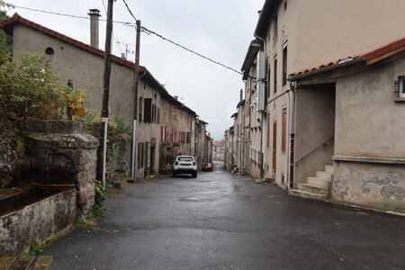 2024_09_04 De Chadernac (Le Brignon) à Langogne, IMG_7437 L’arrivée à Pradelles sous la pluie