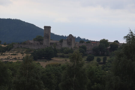 2024_09_06 De La Bastide-Puylaurent à La Garde-Guérin, IMG_7682 La Garde-Guérin depuis le GR