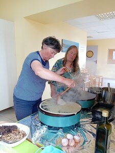  LANDEVENNEC Juillet 2024 --->Les Veillées-chansons en Bretagne Finistère : Album photos et vidéos de Christine, Claire, Claude, Francine, Marc, Marie, Monique, Sarah. Et des Veillées Partagées à Landévennec et à Tregarvan. , C1WhatsApp Image 2024-07-14 at 19.26.17  2 