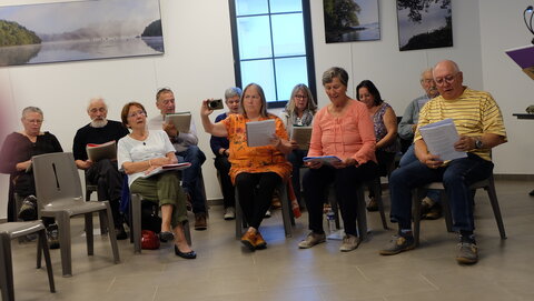  LANDEVENNEC Juillet 2024 --->Les Veillées-chansons en Bretagne Finistère : Album photos et vidéos de Christine, Claire, Claude, Francine, Marc, Marie, Monique, Sarah. Et des Veillées Partagées à Landévennec et à Tregarvan. , VLDSCF2512