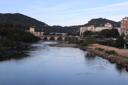 2024_09_11 D'Alès à Vézénobres, IMG_8065 Le Gardon et le Pont-Vieux depuis le Pont-Neuf