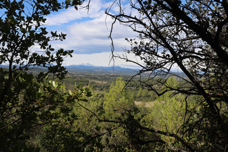 2024_09_11 D'Alès à Vézénobres, IMG_8112 Vue depuis la montée dans le bois Rascalas