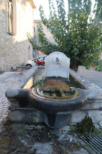 2024_09_13 De Saint-Chaptes à La Calmette, IMG_8221 Fontaine, Saint-Chaptes