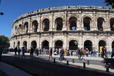 2024_09_14 De La Calmette à Nîmes, IMG_8341 Les arènes pendant la féria des Vendanges