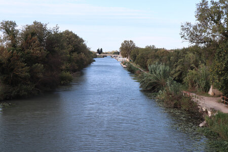 2024_09_16 Saint-Gilles, IMG_8405 Le canal du Rhône