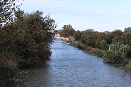 2024_09_16 Saint-Gilles, IMG_8406 Le canal du Rhône