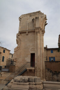 2024_09_16 Saint-Gilles, IMG_8439 L’escalier en colimaçon des ruines de l’ancien choeur de l’abbtiale