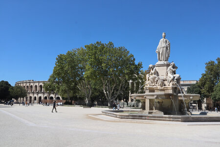 2024_09_17_Nîmes, IMG_8575 L’esplanade Charles de Gaulle et la fontaine Pradier