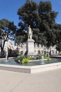 2024_09_17_Nîmes, IMG_8615 Le square Antonin