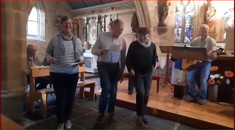  LANDEVENNEC Juillet 2024 --->Les Veillées-chansons en Bretagne Finistère : Album photos et vidéos de Christine, Claire, Claude, Francine, Marc, Marie, Monique, Sarah. Et des Veillées Partagées à Landévennec et à Tregarvan. , VTWhat3