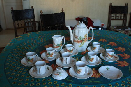 CHAMPAGNOLE-salle à manger, 2.1_Desserte_service à café