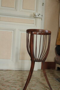 CHAMPAGNOLE chambre 2, 8_ch.2_Tripode