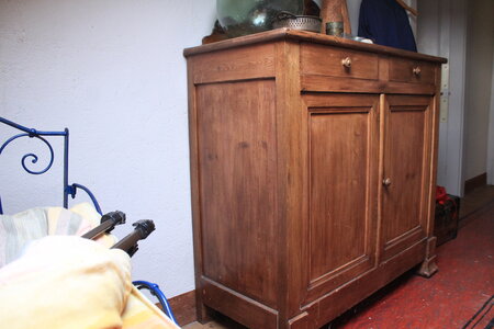CHAMPAGNOLE palier 2e étage, 1.0_palier_commode