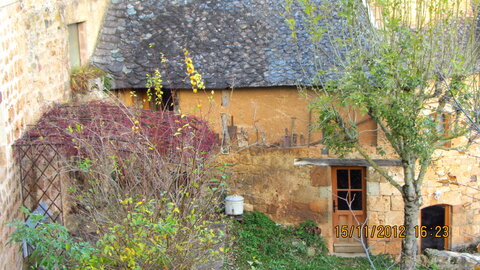Ballade à Saint-Austremoine (Aveyron), Fontcoussergue