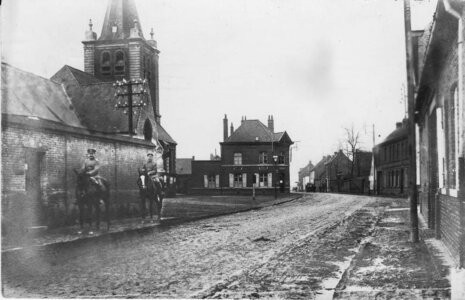 ALLENNES LES MARAIS, Eglise 1ere guerre