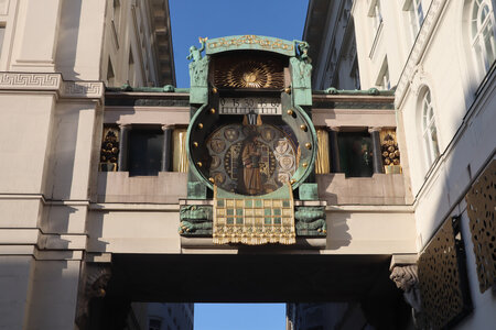 20250501 Vienne, IMG_8869 La Ankeruhr (horloge musicale)