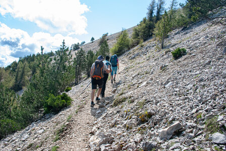 LES DENTELLES DE MONTMIRAIL 3eme jour 13 mai 2025 Le sommet du Ventoux par le versant nord, DSC_0205