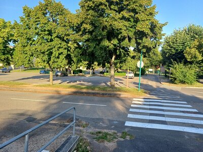 Parking école, 20250619_073645