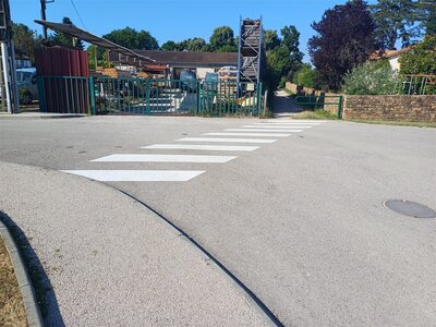 Parking école, 20250620_182218