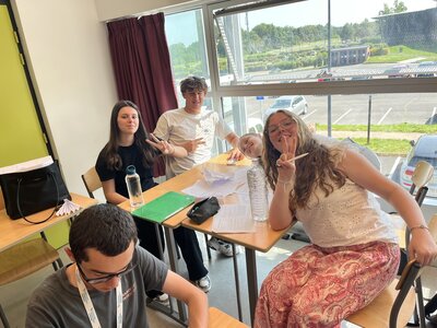 Stage Faire des mathématiques autrement, juin 2025, B-ateliers-2