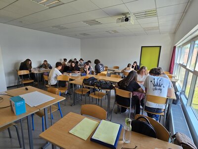Stage Faire des mathématiques autrement, juin 2025, B-rithmo-0