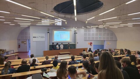 Stage Faire des mathématiques autrement, juin 2025, cloture-c-1