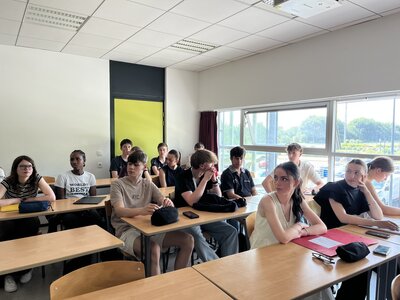 Stage Faire des mathématiques autrement, juin 2025, A-ateliers-6
