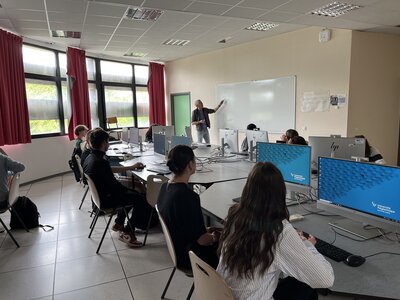 Stage Faire des mathématiques autrement, juin 2025, A-ateliers-8