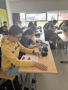 Stage Faire des mathématiques autrement, juin 2025, A-ateliers-2