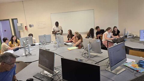 Stage Faire des mathématiques autrement, juin 2025, B-ateliers-7