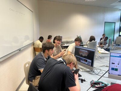 Stage Faire des mathématiques autrement, juin 2025, A-ateliers-b-2