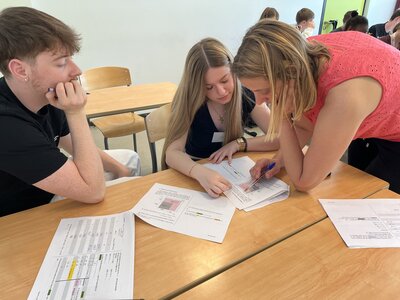 Stage Faire des mathématiques autrement, juin 2025, A-ateliers-11