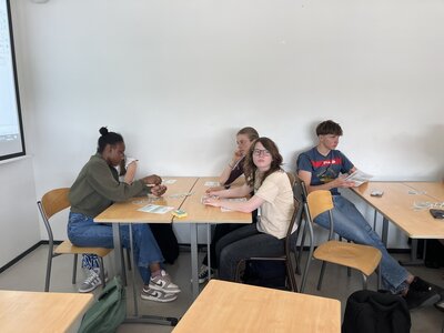 Stage Faire des mathématiques autrement, juin 2025, A-tuteurs+bridge-7