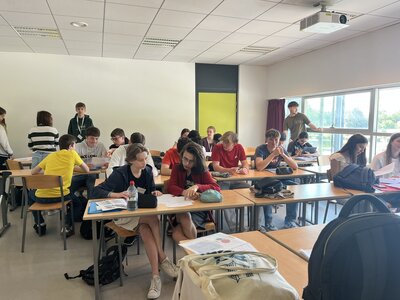 Stage Faire des mathématiques autrement, juin 2025, A-ateliers-b-4