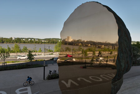 @fmbdx@piaille.fr 2025, La Méca, Bordeaux, Sculpture de Benoît Maire