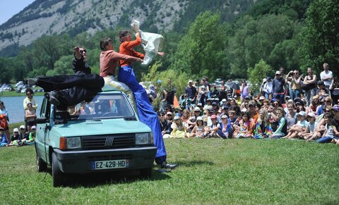 Festival Montagn'Arts 2025 photos de Claire Bertand, LA BEAUTE DE NOS VIES BANCALES  9 