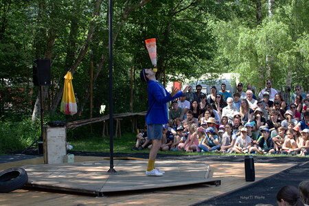 Festival Montagn'Arts 2025 photos de Naya-Ti, HAPPY APOCALYPSE TO YOU NAYATI  2 