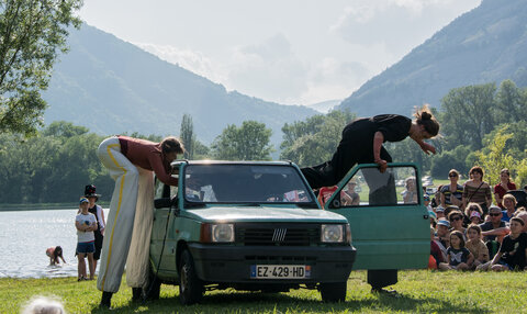 Festival Montagn'Arts 2025 photos de Rahaelle Gallet, LA BEAUTE DE NOS VIES BANCALES RAF  8 