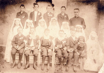 Famille Brouhard, 1907_TontonPierre_Pépé_TontonCharles_TontonMarcel_Brouhard_400_125_C