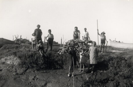 Famille Brouhard, 1937_JeanPierre_Mémé_Maman_Suzie_Brouhard_600_100_C