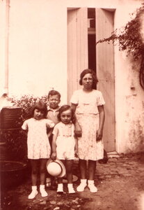 Famille Brouhard, 1937_Maman_BernardSalmon_JeanPierre_Suzie_Brouhard_1200_100_C