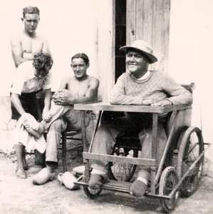 Famille Brouhard, 1951_xxx_Gaby_Salmon_800_100_C