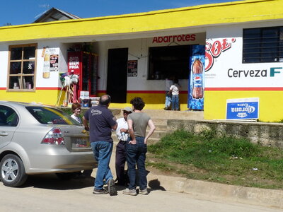 2014 Chiapas, 021 la tienda de Isidoro Morales